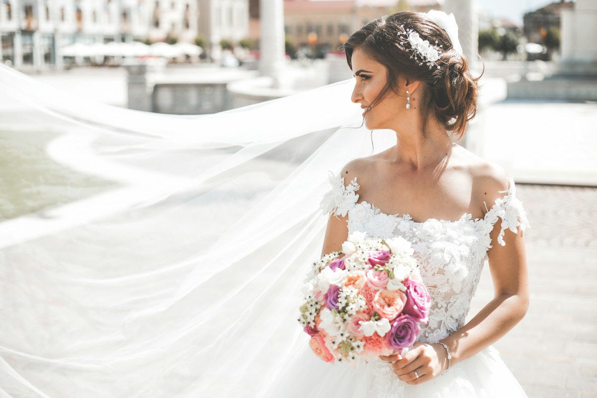 Real Bride: Nadia dan Ballgown Klasik untuk Garden Wedding