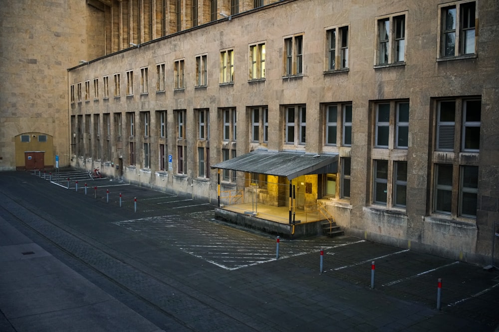 brown concrete building during daytime