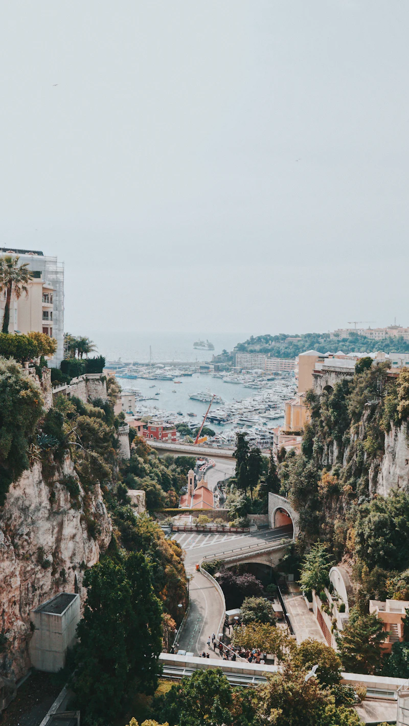 Panorama de la principauté de Monaco depuis les hauteurs