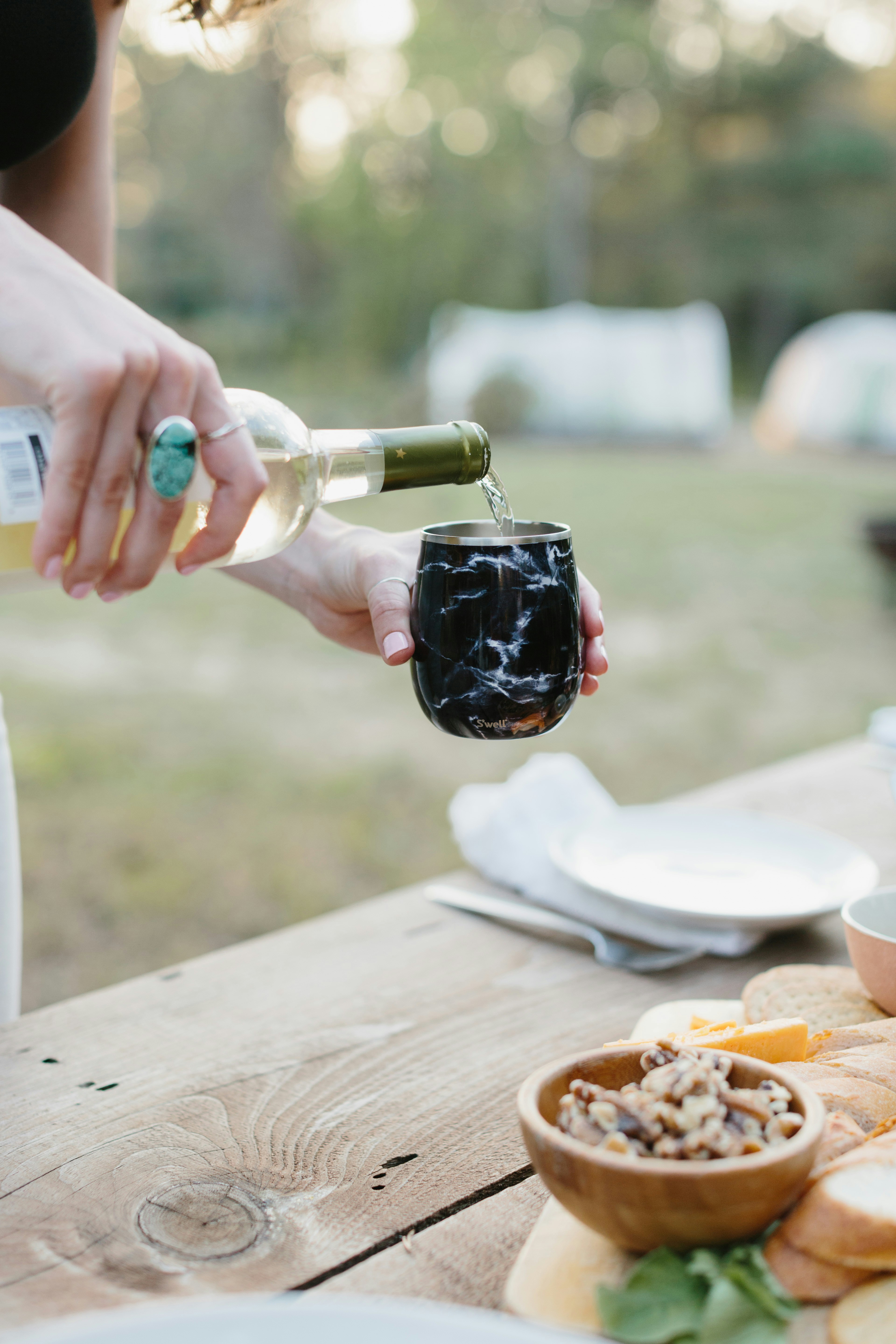 7 Ways to Share Your Wine Festival Experience on Social Media