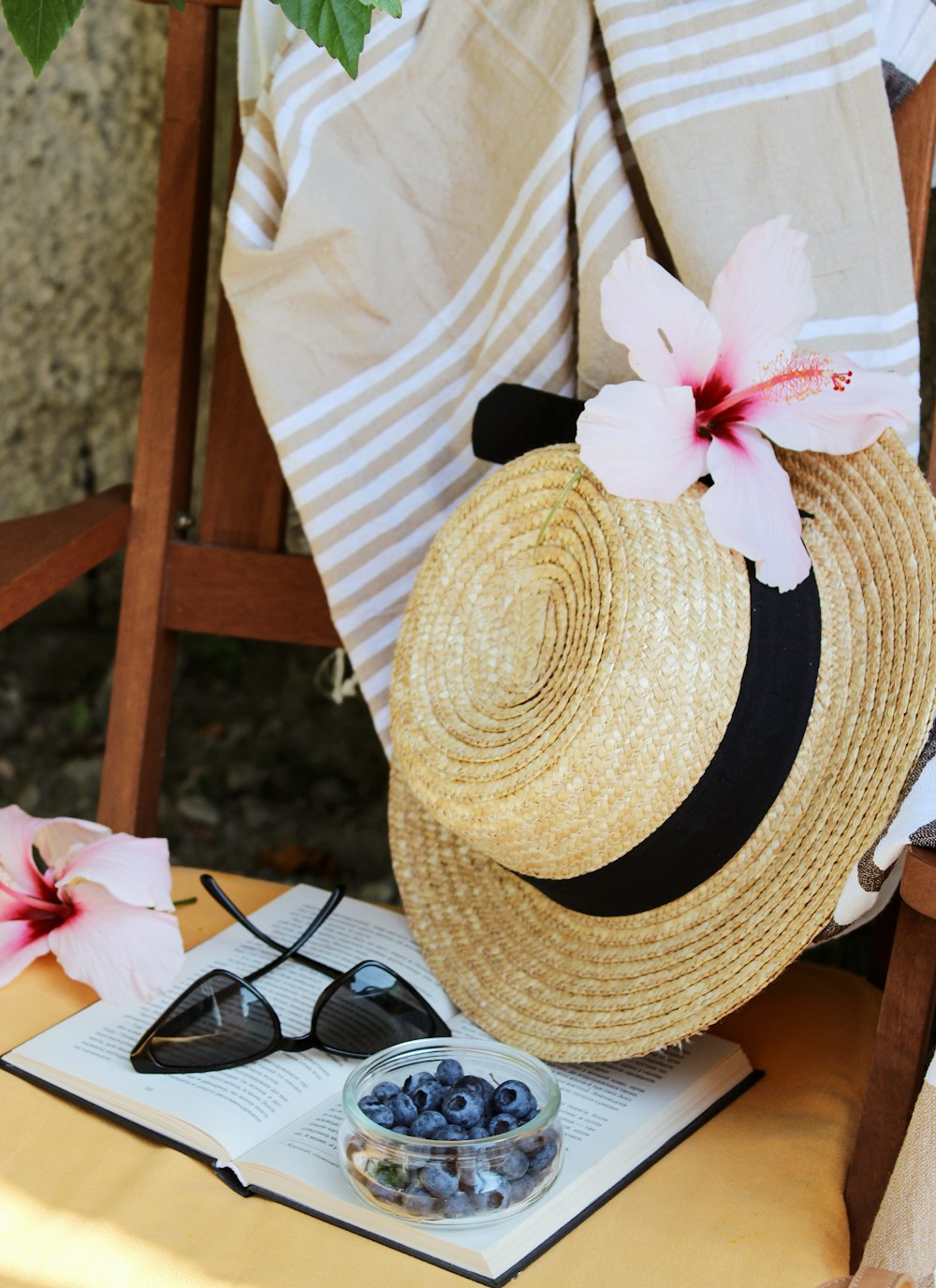 brown and black sun hat