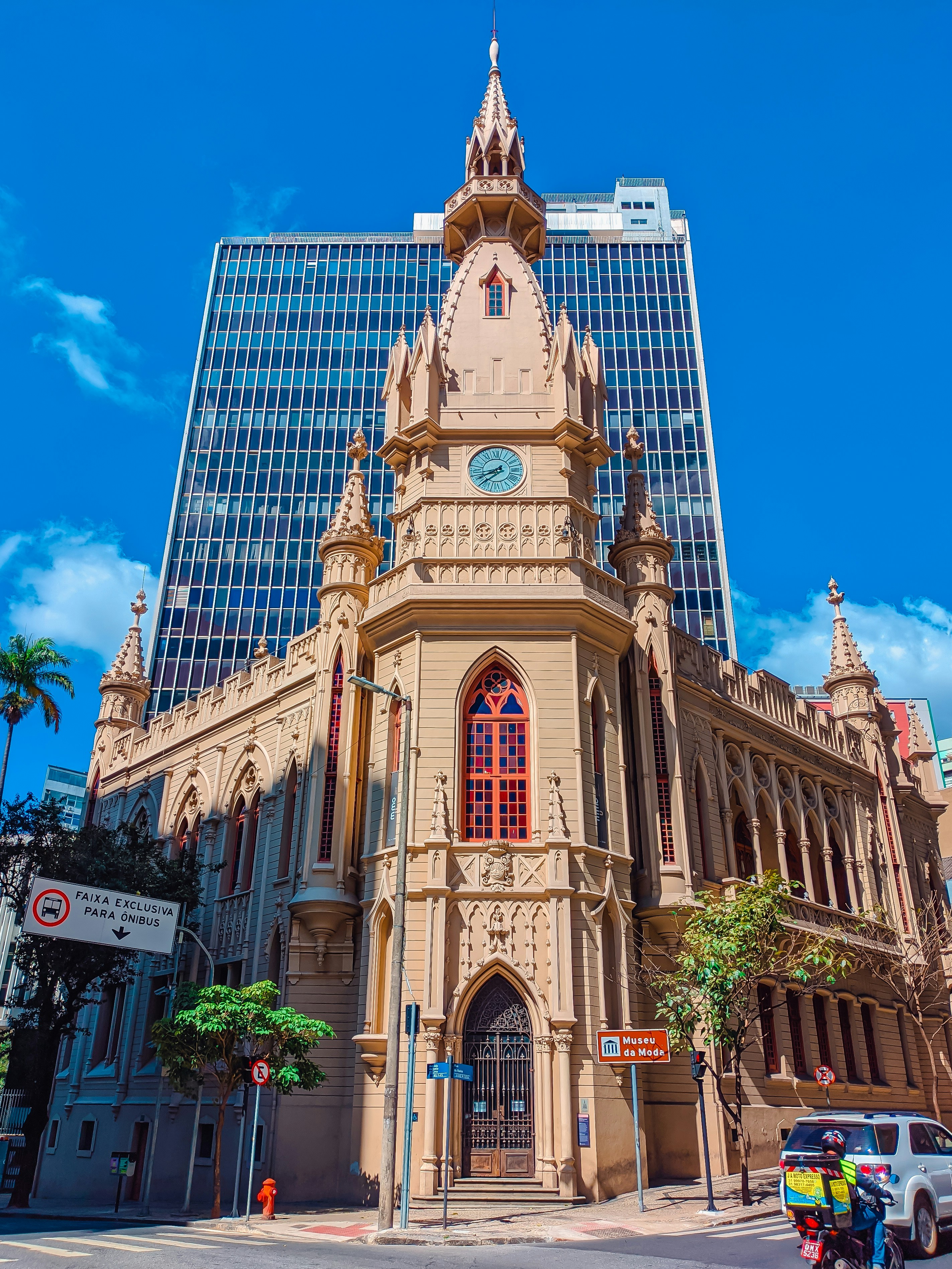 brown concrete building during daytime