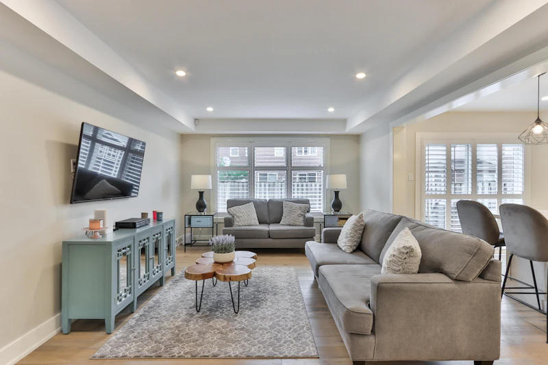 Living room furniture that heat treatment reaches