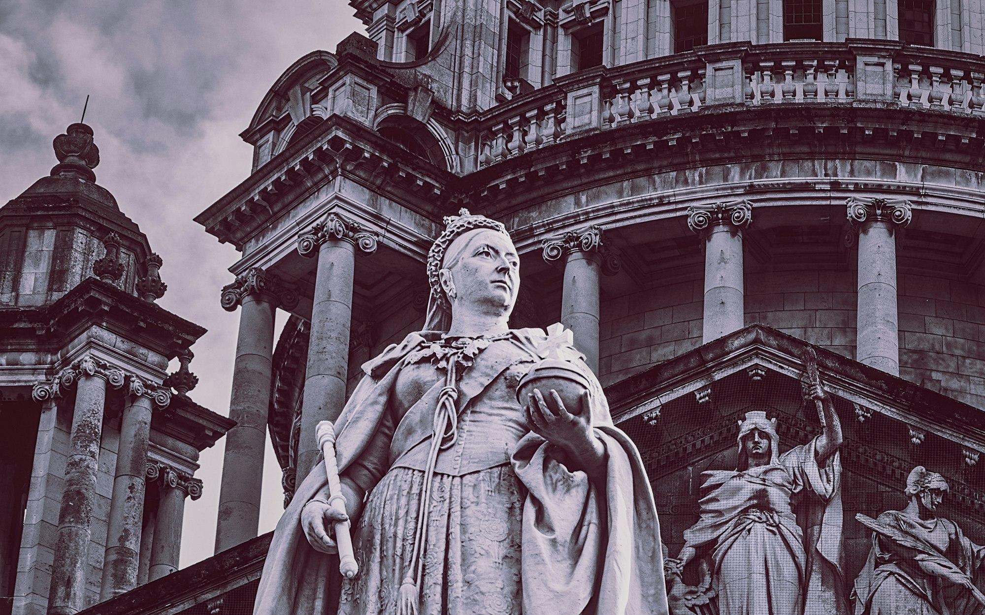 Queen Victoria holds court at Belfast City Hall with Athena Nike (goddess of truth, justice, wisdom, and victory) looking over her shoulder (Oct., 2019).