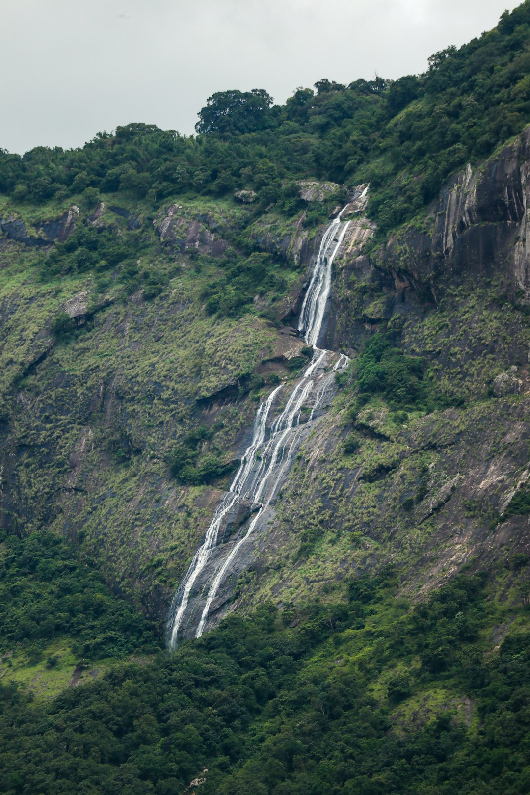 Waterfall photo spot Kerala Nelliyampathy