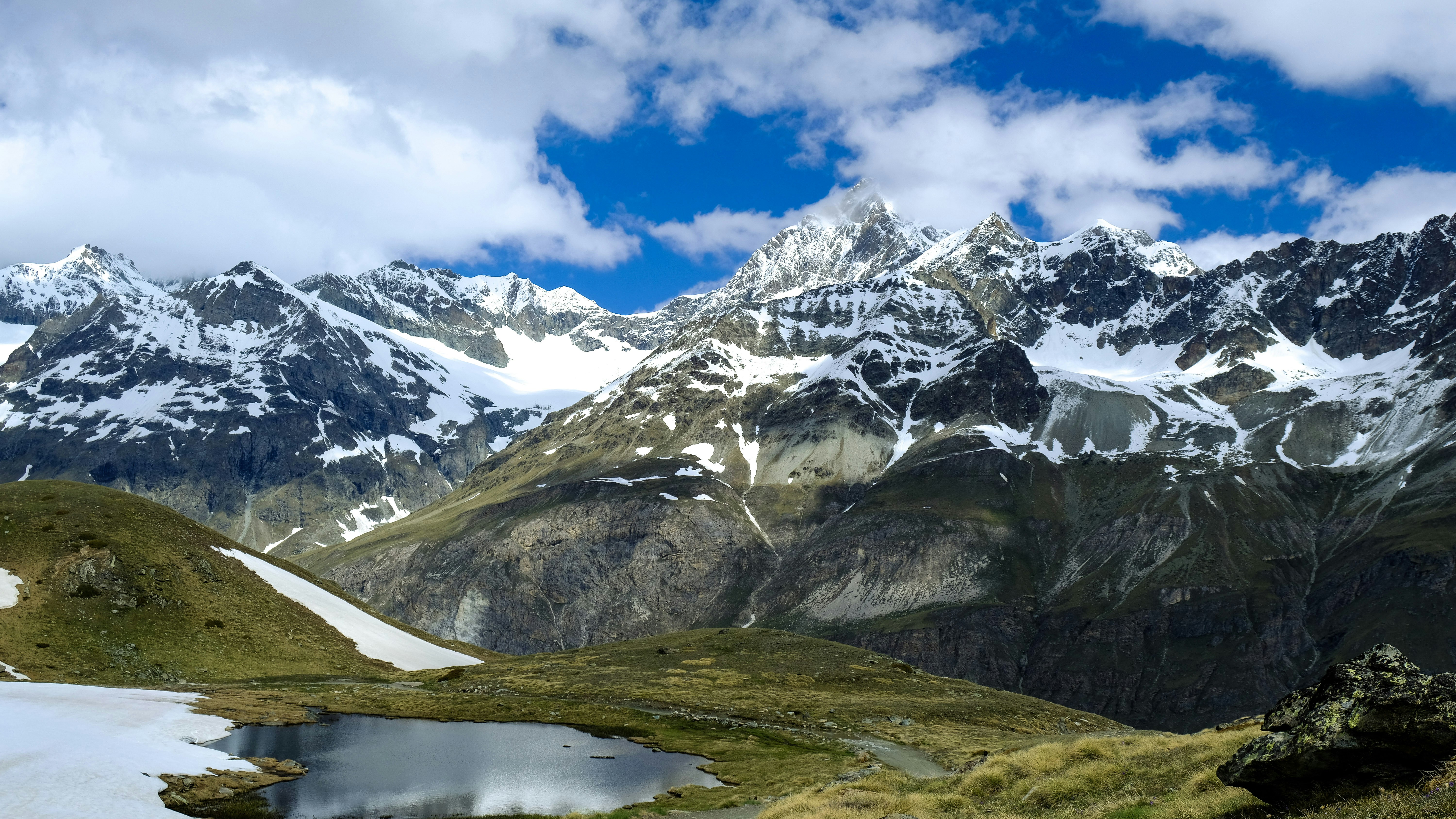 Photo by aoirostudio