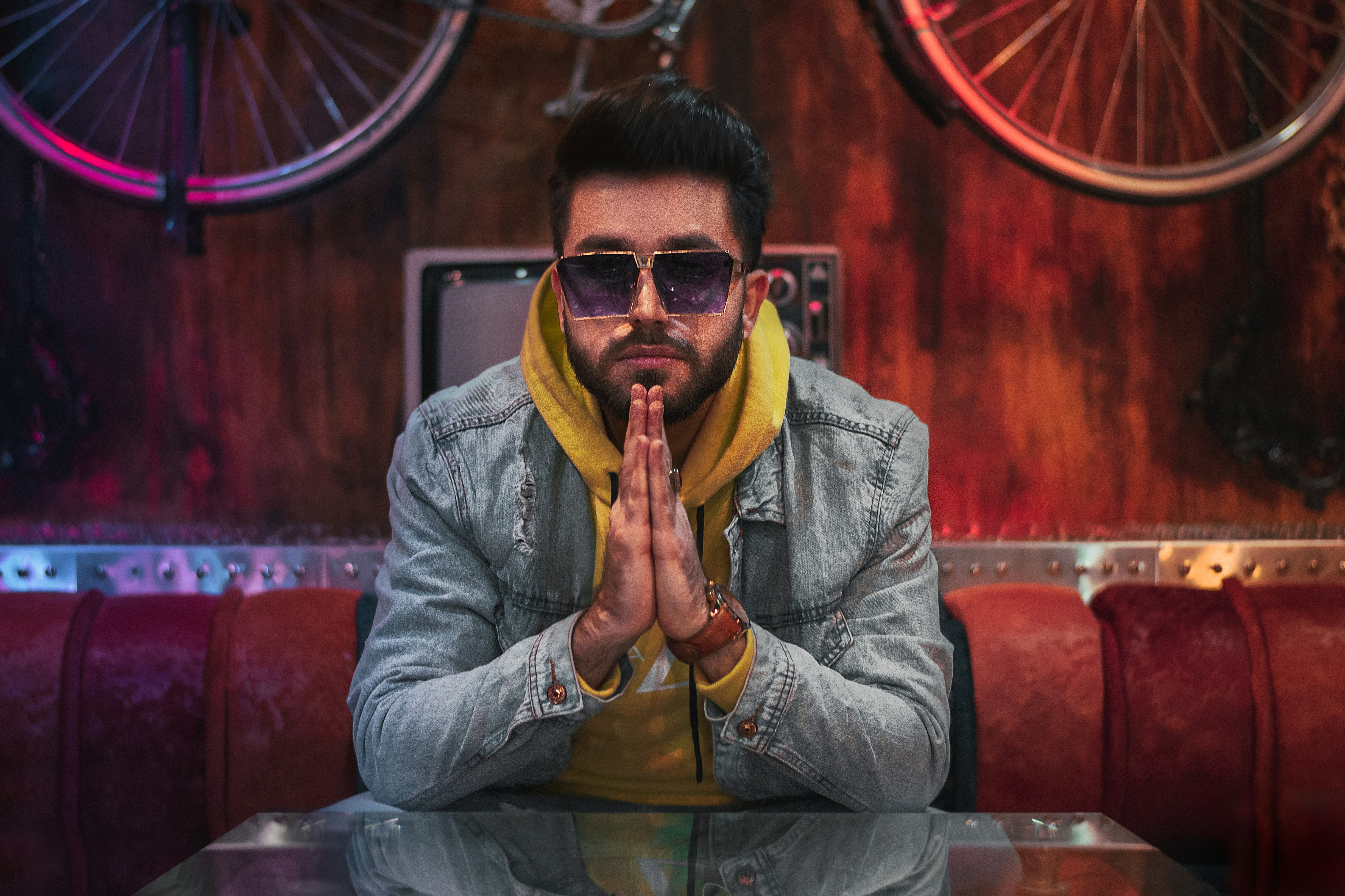 Photo by hamidtajikph