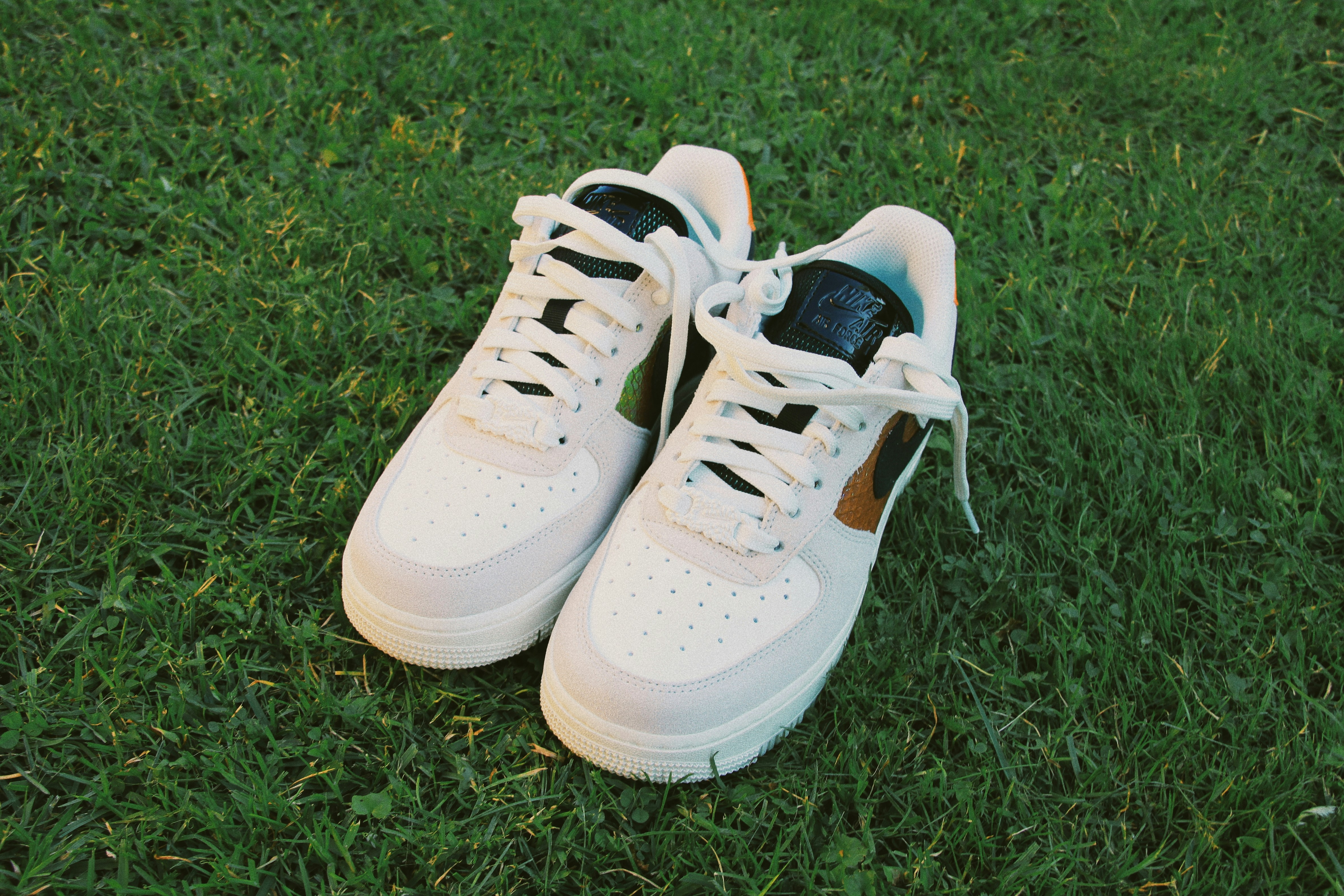 nike grass