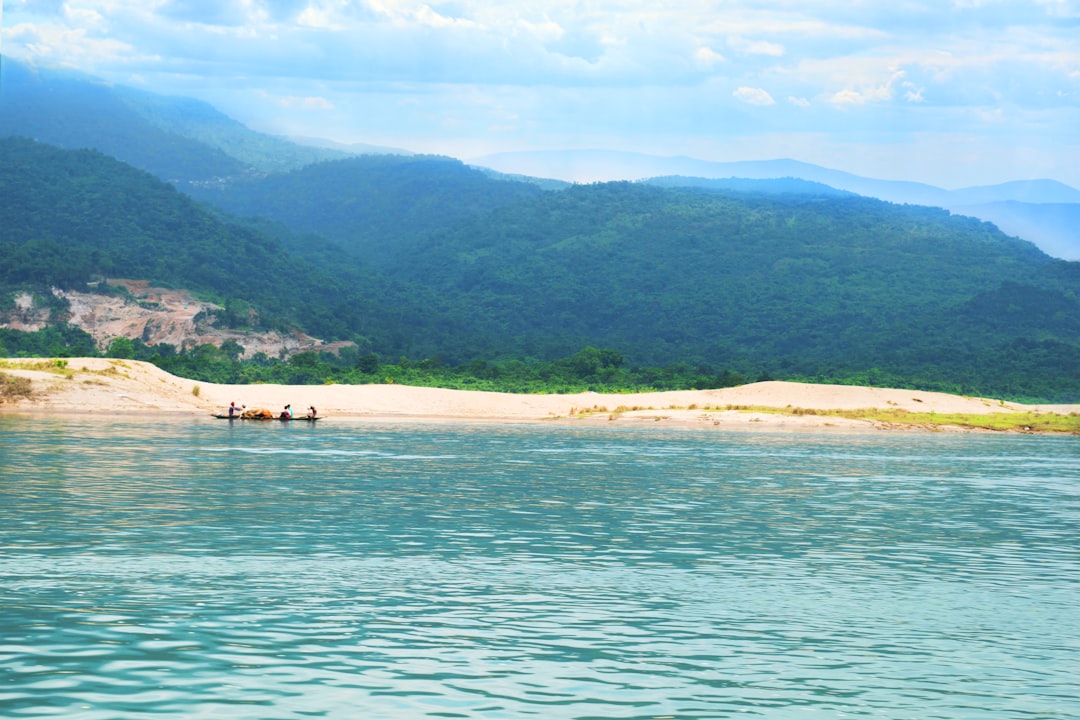 Watercourse photo spot Volagonj Sada Pathor Tourist Spot(à¦­à§‹à¦²à¦¾à¦—à¦�à§�à¦œ à¦¸à¦¾à¦¦à¦¾ à¦ªà¦¾à¦¥à¦° à¦ªà¦°à§�à¦¯à¦Ÿà¦¨ à¦•à§‡à¦¨à§�à¦¦à§�à¦°) Sylhet