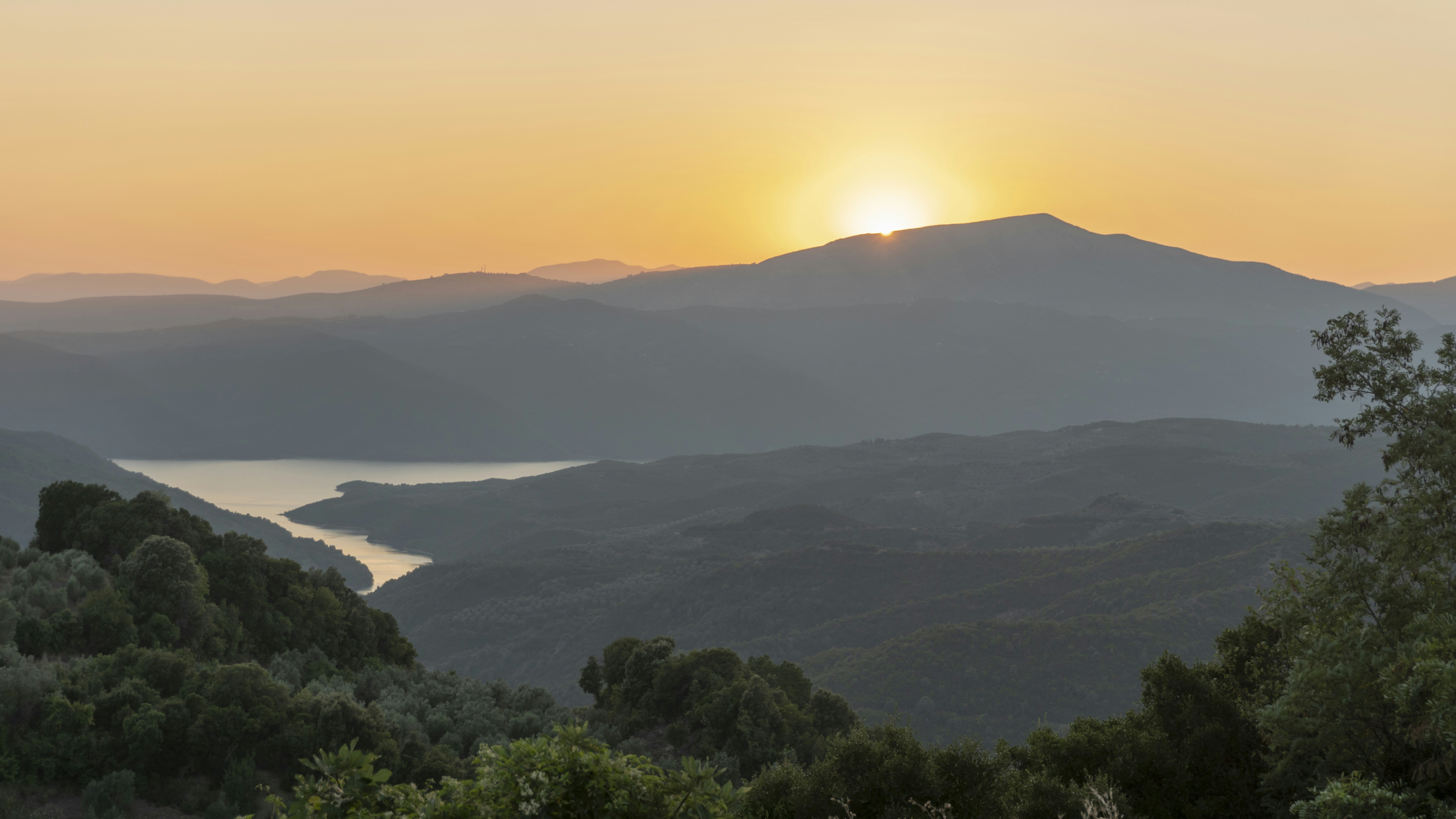 Photo by cosmas_hiolos