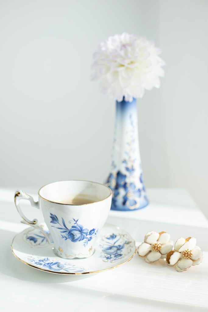 Garden Blue Tea Cup