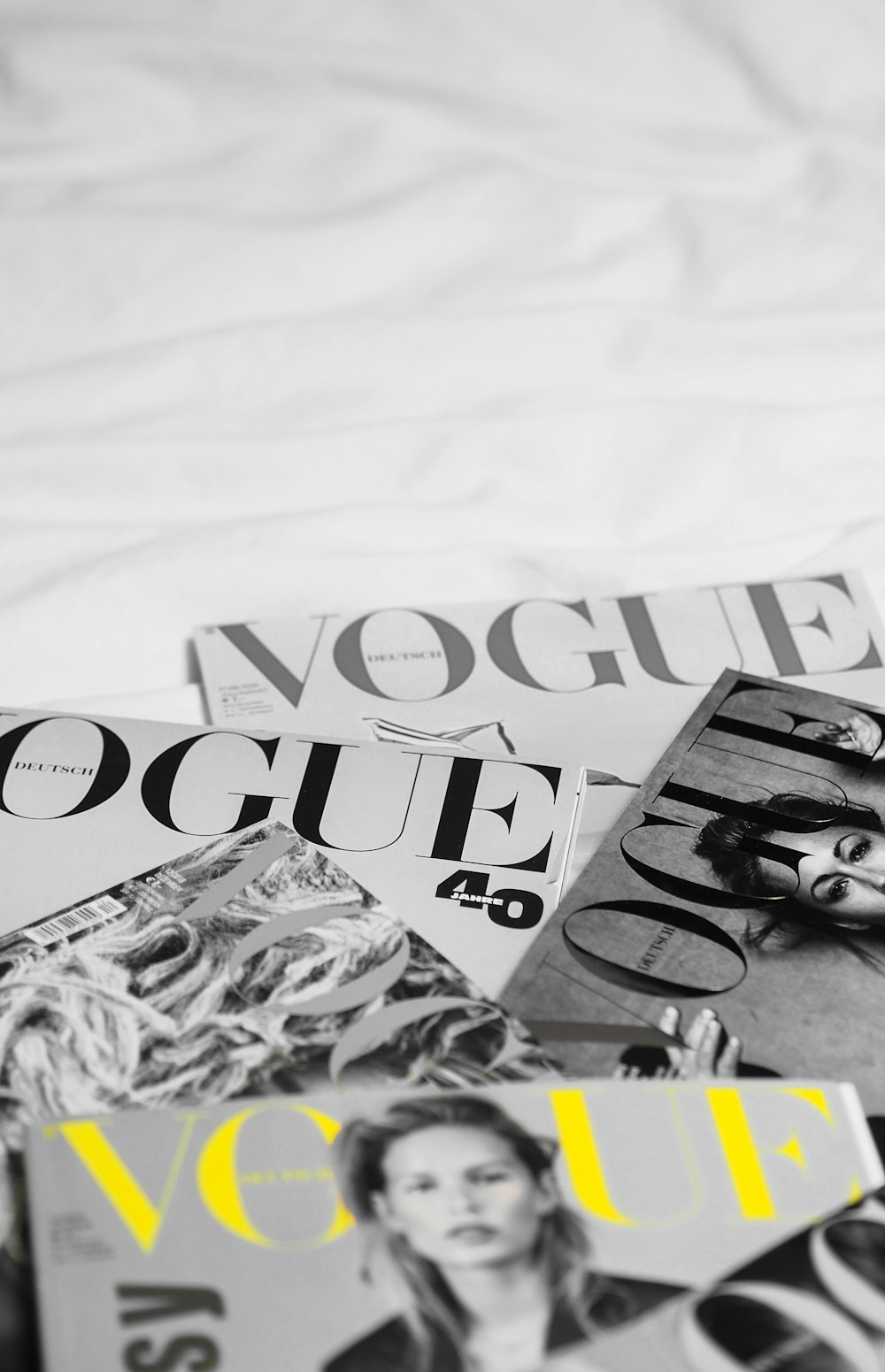 500 Vogue Pictures Download Free Images On Unsplash