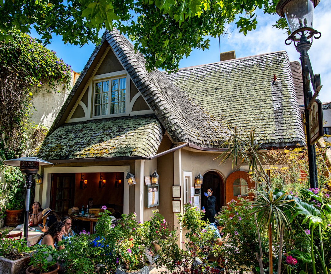 Escape to Carmel-by-the-Sea: Discover California&#8217;s Fairytale Village Nestled Along the Pacific Coast