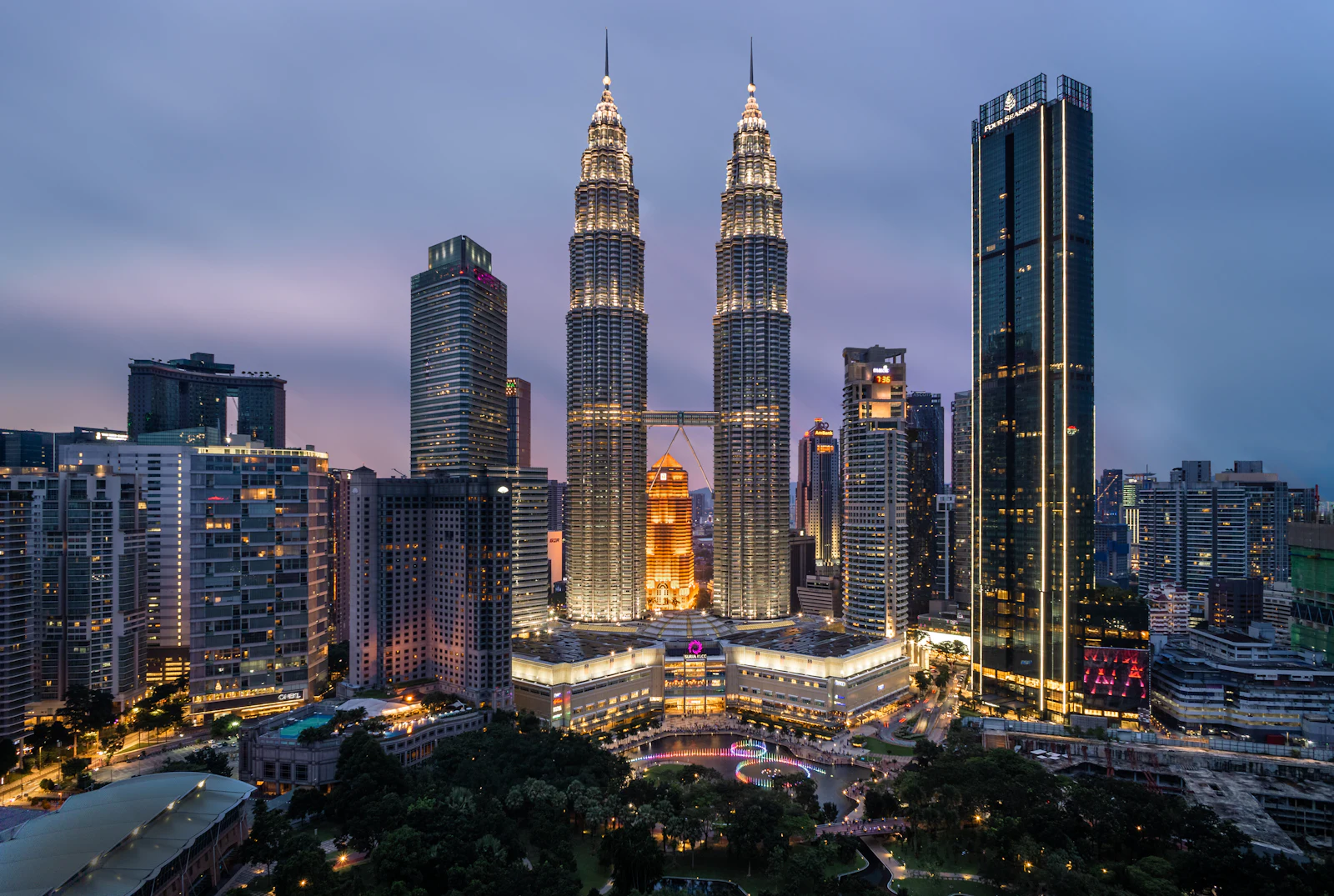 Petronas Towers Skip-the-Line and Skybridge — Kuala Lumpur