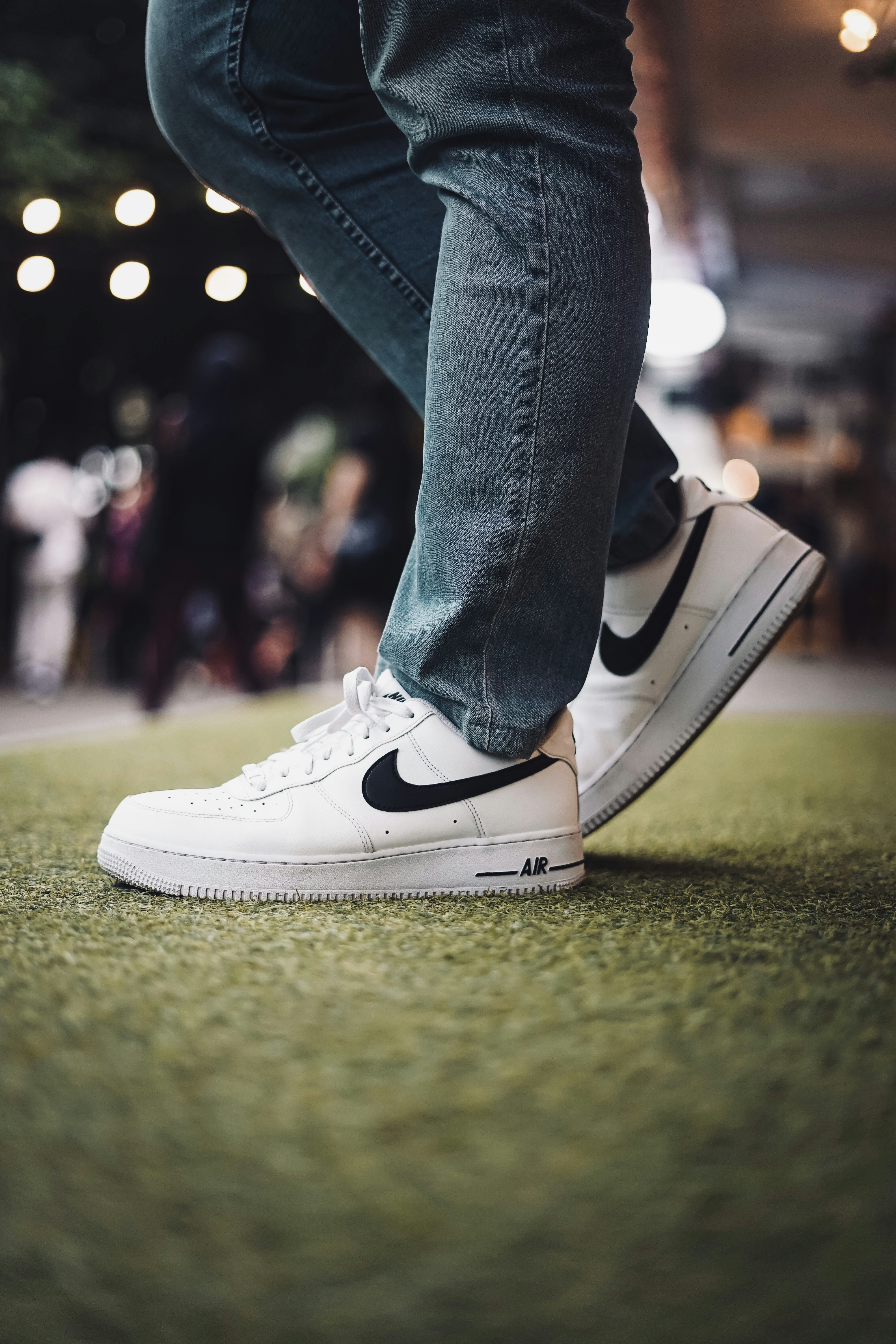 white nike jeans