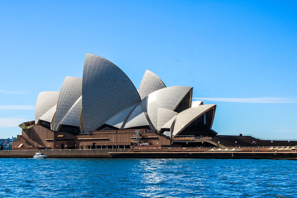 シドニーオペラハウス シドニー オーストラリアの写真 Unsplashで見つけるシドニーオペラハウスの無料写真