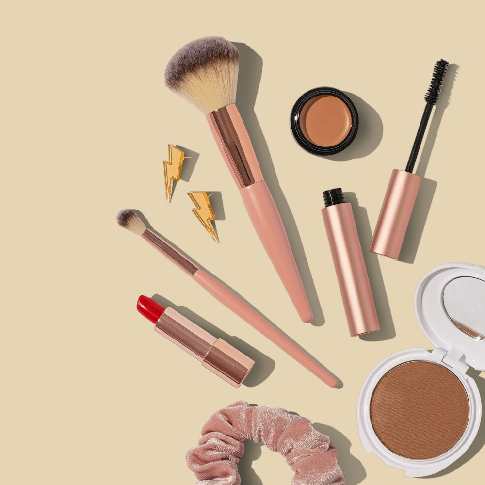 pink and brown makeup brush set