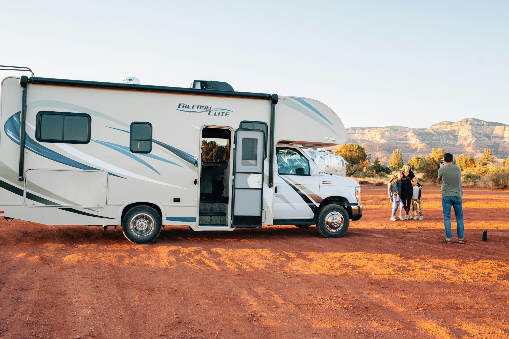 RV LIFESTYLE TRAVEL EQUIPMENT