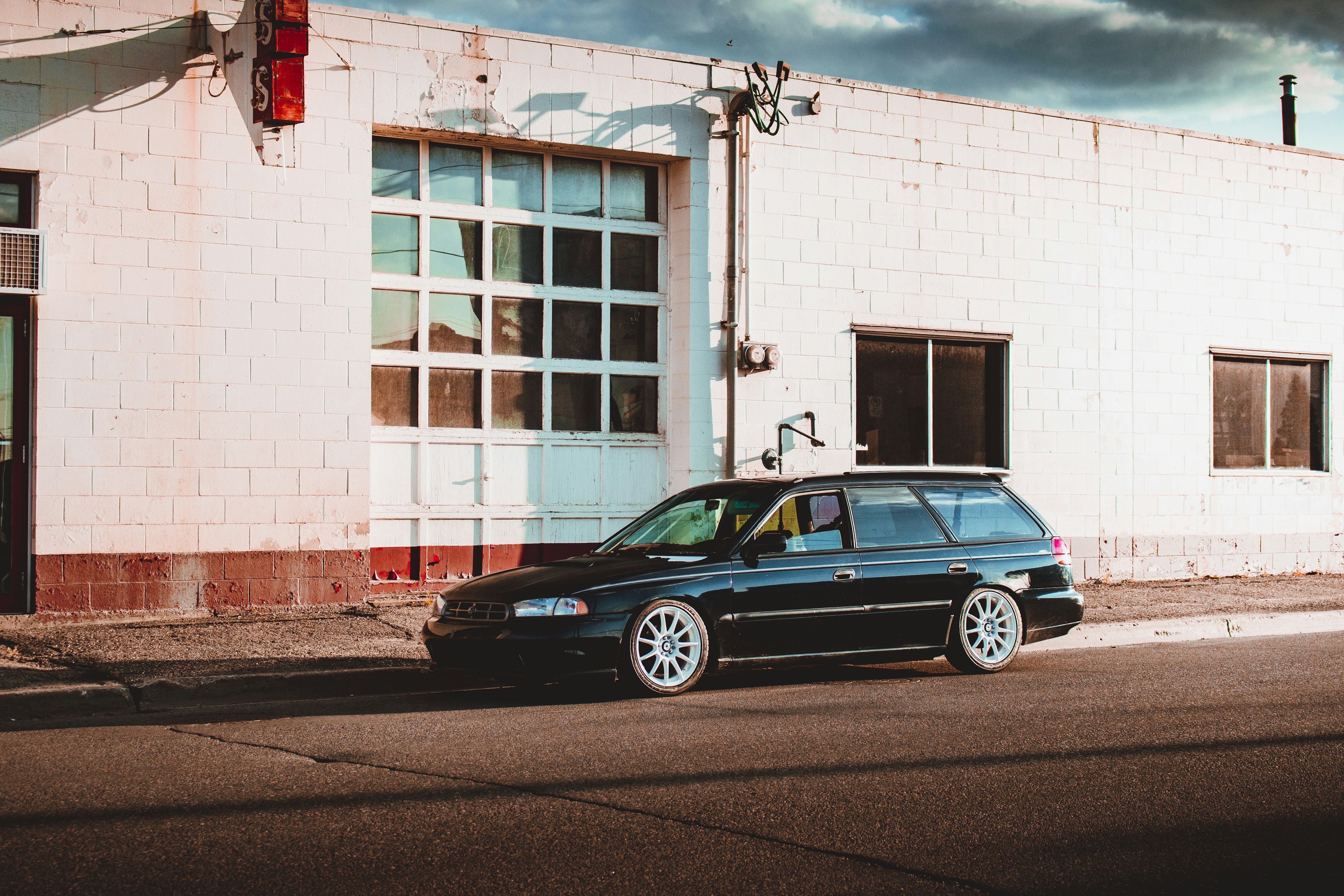 Legacy Cars: The Best Vehicles for Lifelong Memories