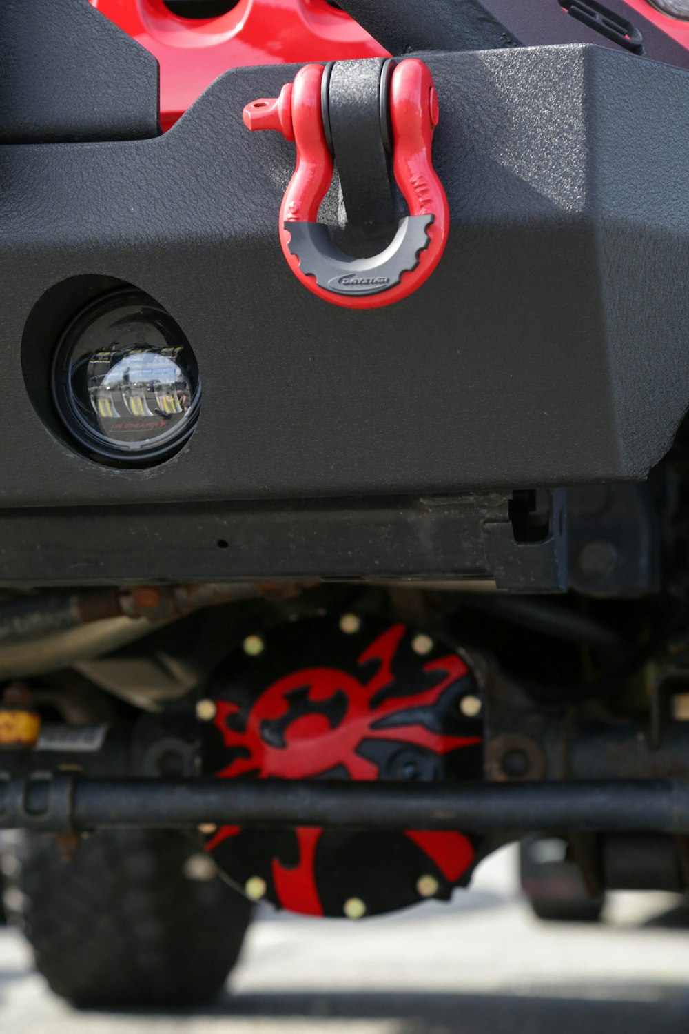 black and red car engine