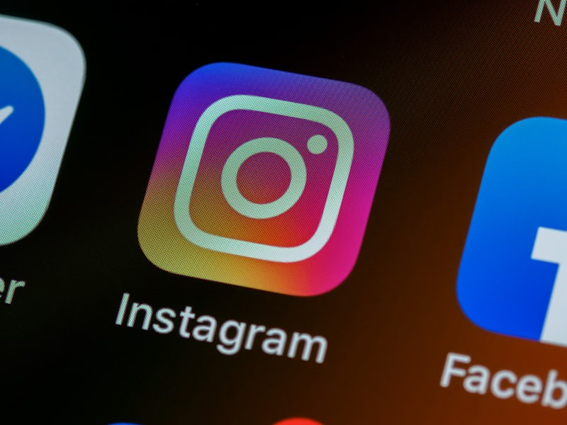Instagram Reels vs. Carousel Reels: Instagram Is Putting Carousel Posts In The Reels Stream Now