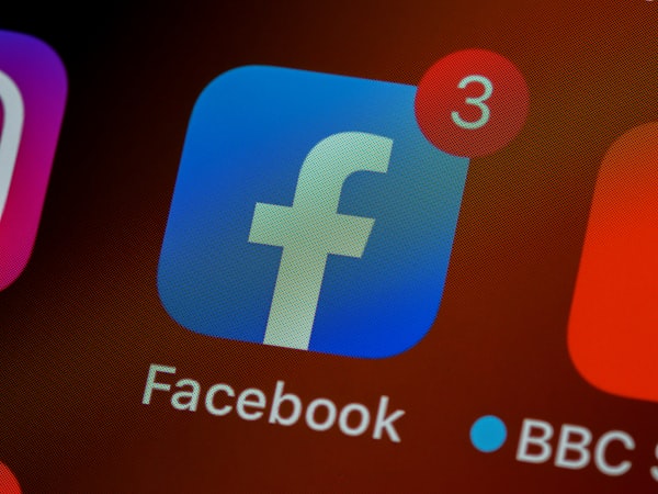 Panne de Facebook: problème informatique ou sabotage?