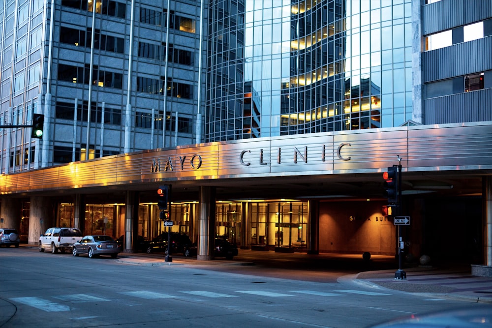 Mayo Clinic Pictures | Download Free Images on Unsplash