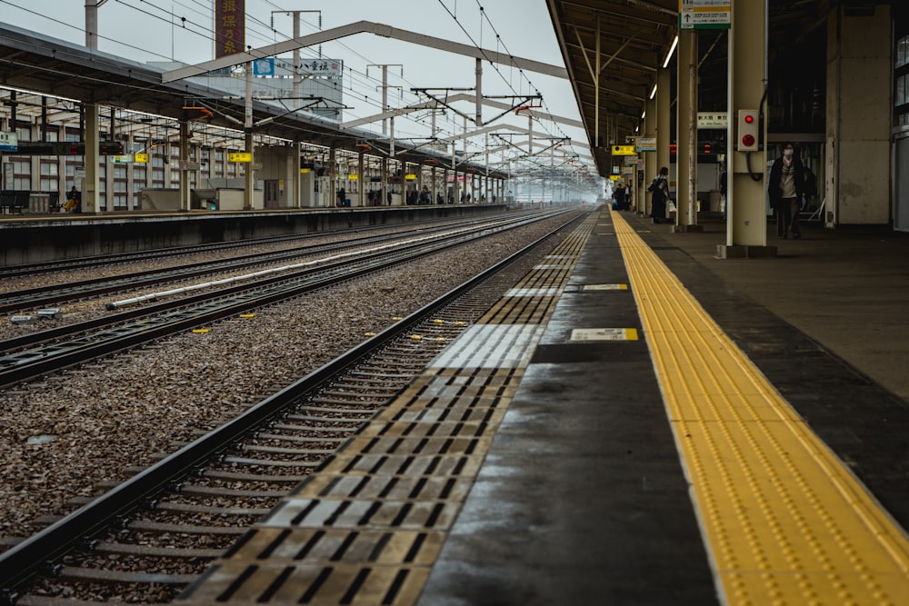 train rail near train rail