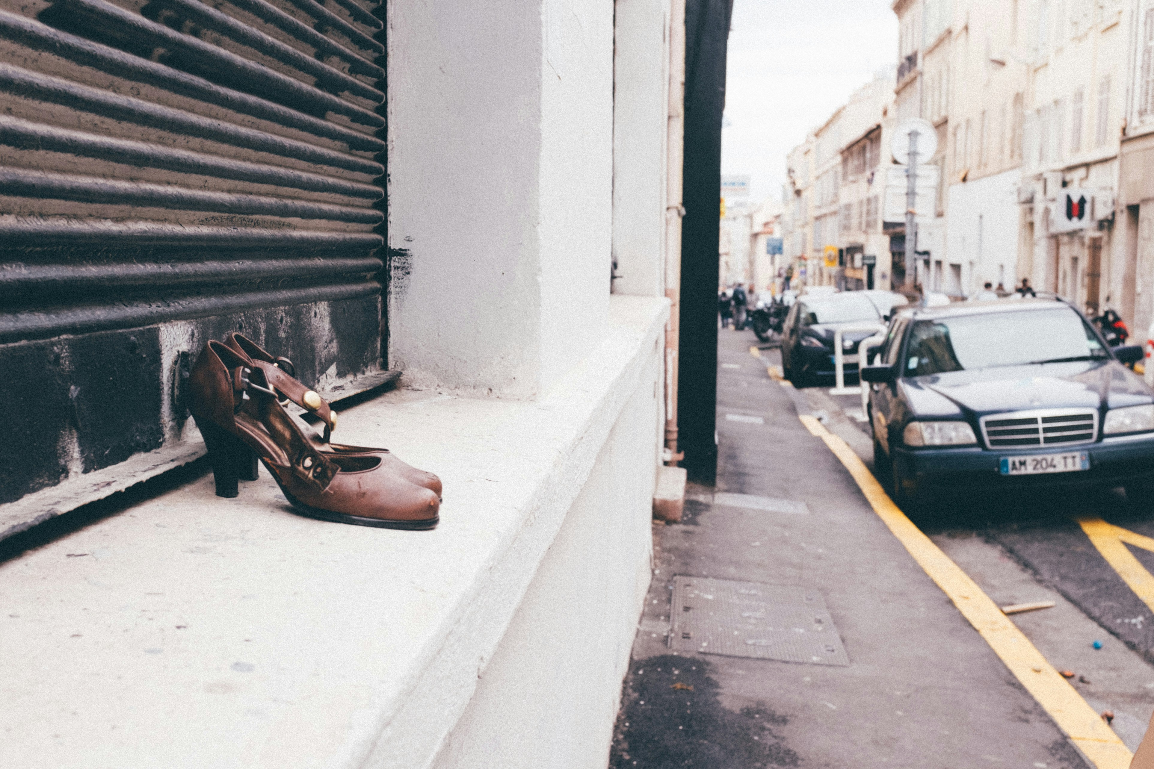 Vilnius to Mark Missing Children’s Day with Symbolic Shoe Installation