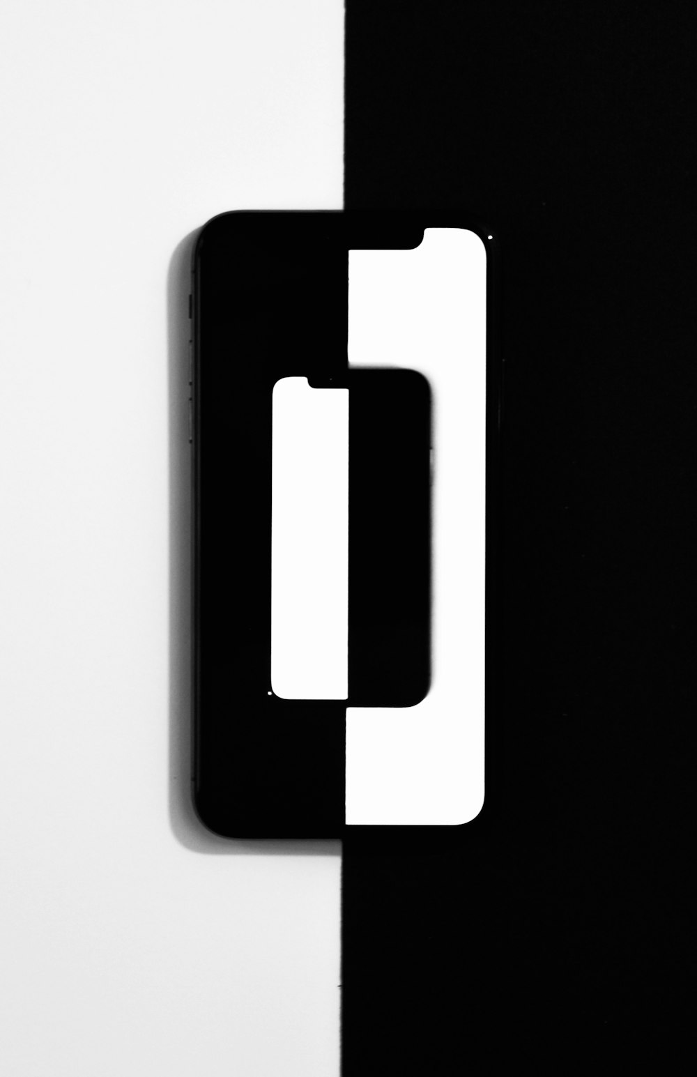 black and white smartphone case