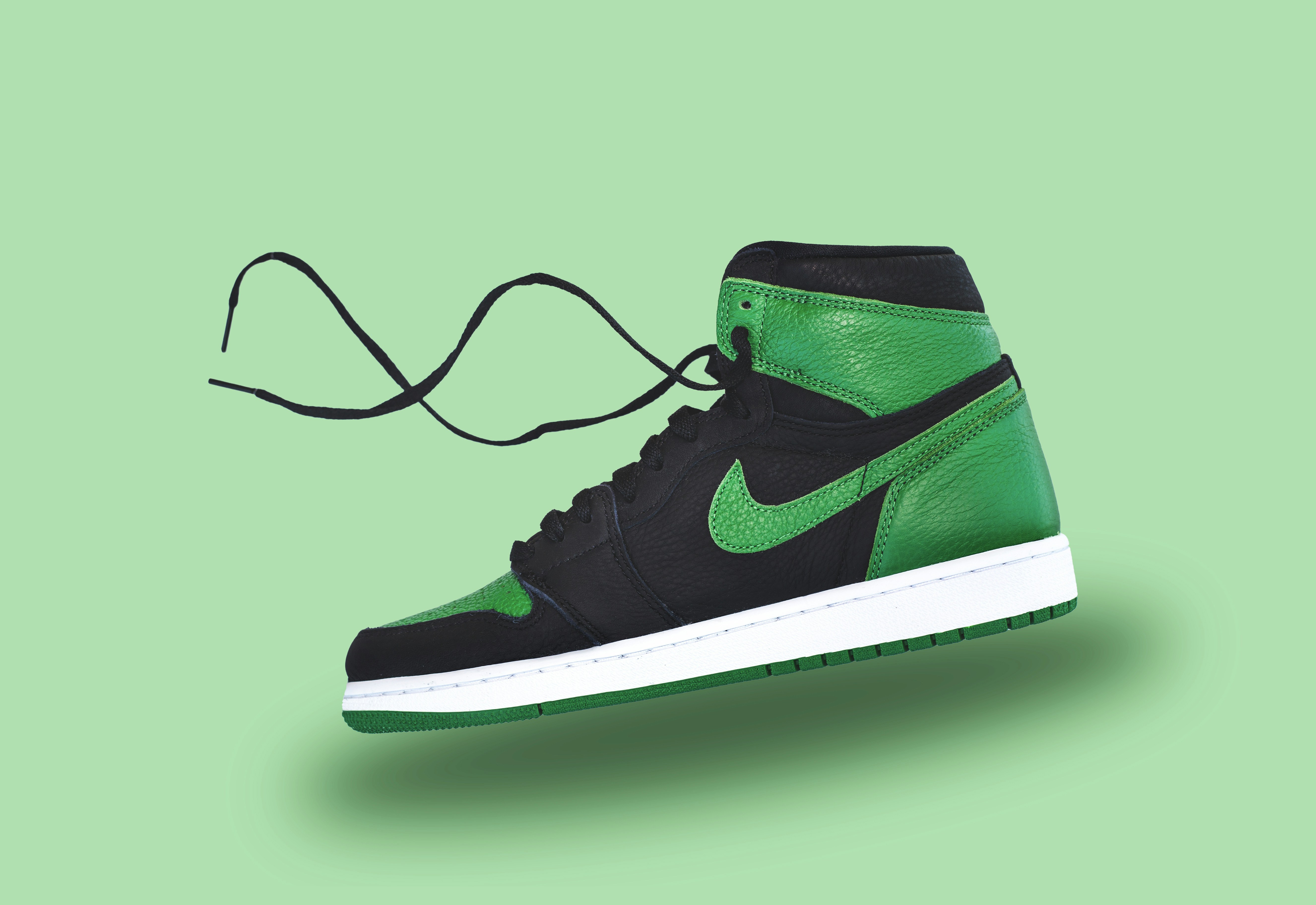 green nike shoes high tops
