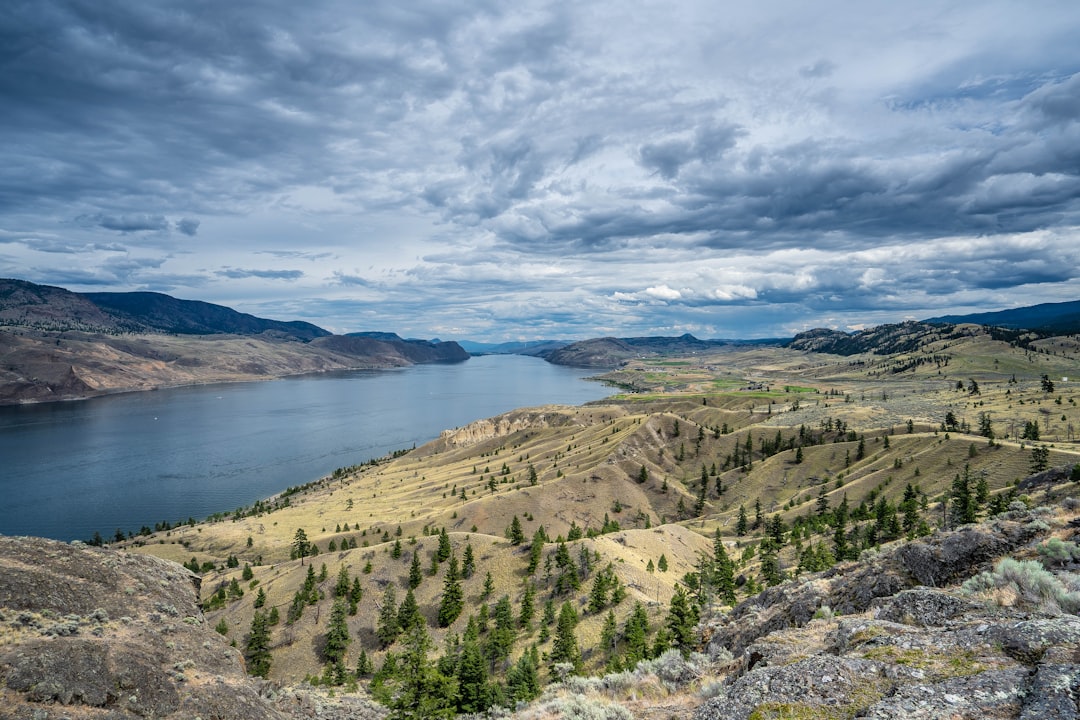 travelers stories about Reservoir in Jasper, Canada