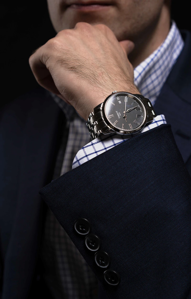 Classic Analog Steel Watch