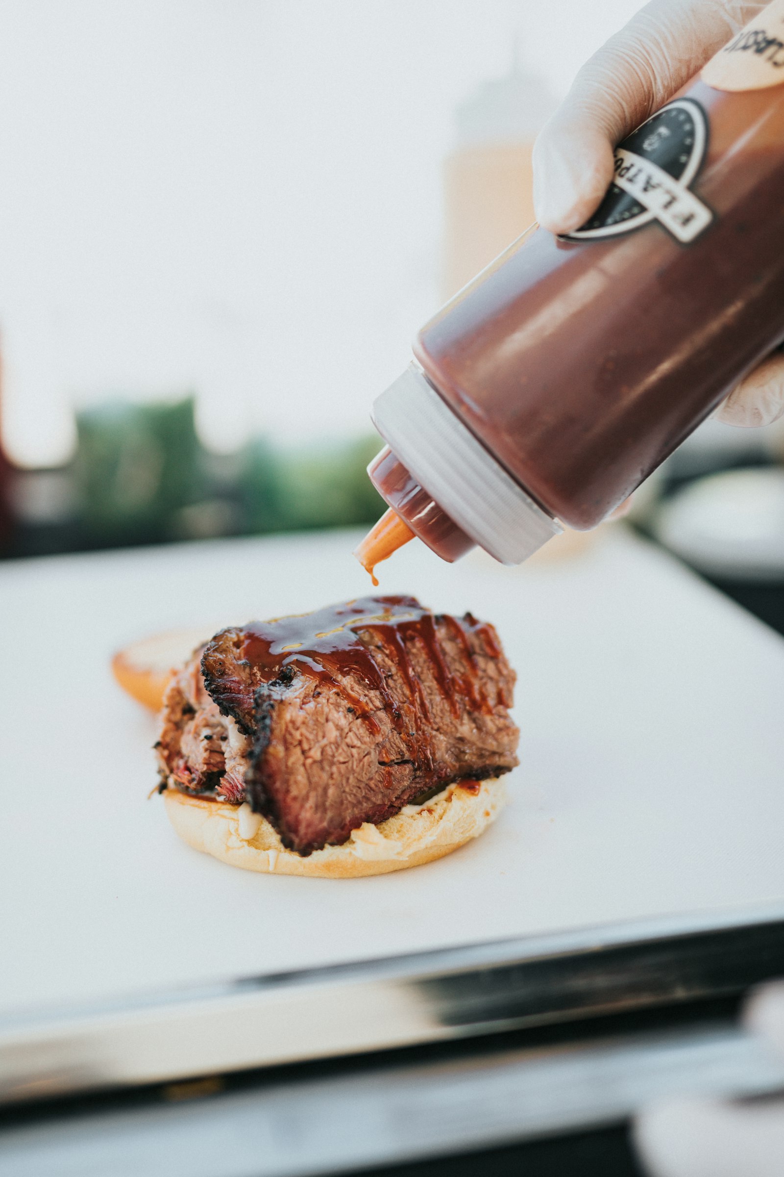 Canon EOS 5D Mark IV + Sigma 50mm F1.4 EX DG HSM sample photo. Brown and white pastry photography