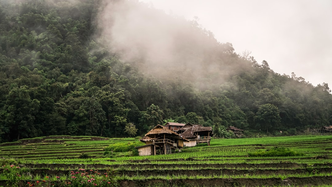 travelers stories about Hill station in Mae Chaem, Thailand