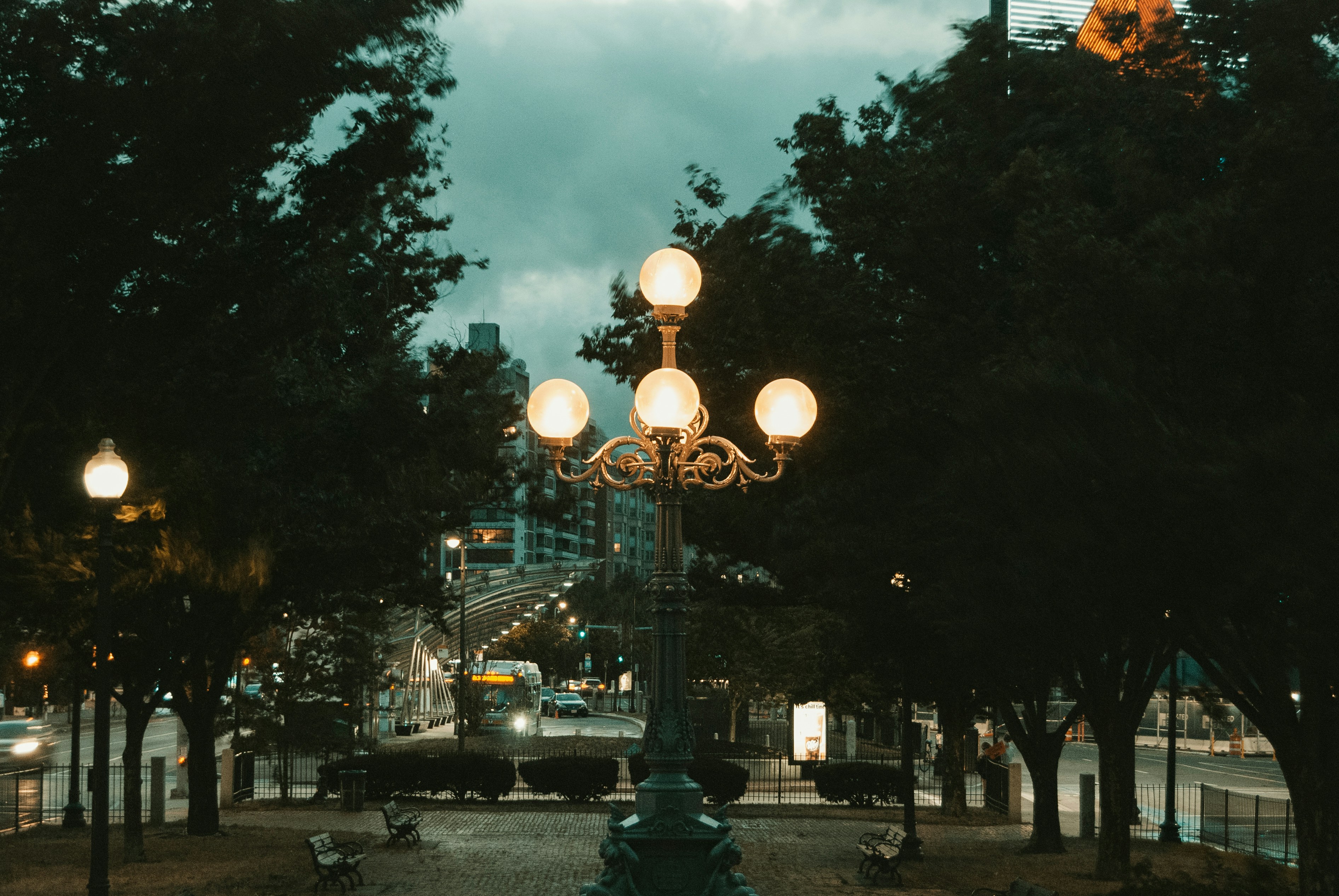 Post Apocalyptic Pictures Download Free Images On Unsplash