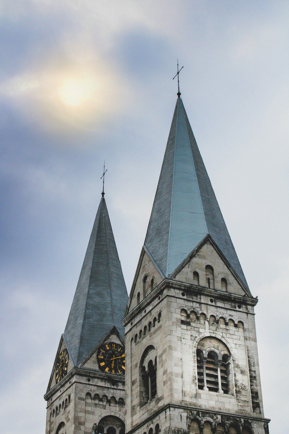 gray concrete church under blue sky during daytime