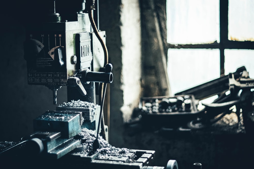 black and white scale model of sewing machine