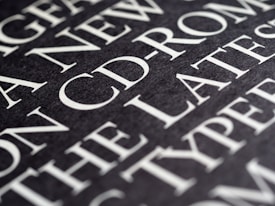 photo-1596727829813-f8206e3bdb1f?q=85&w=275&h=275&fit=crop Podcasts