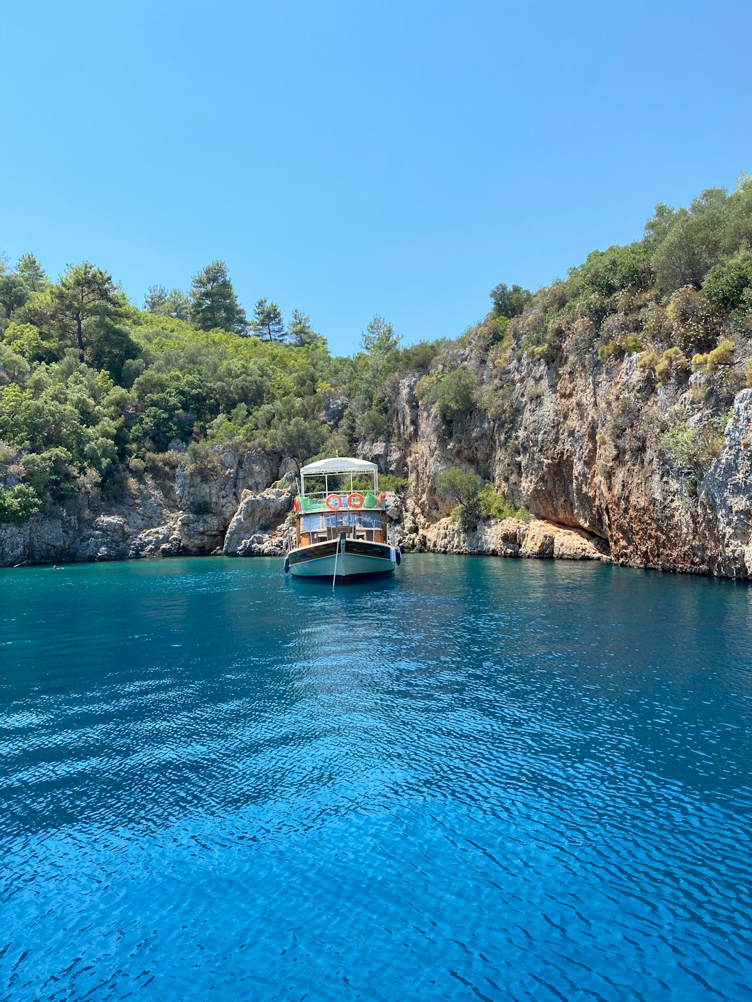 photo of Muğla Lagoon near Sedir Island