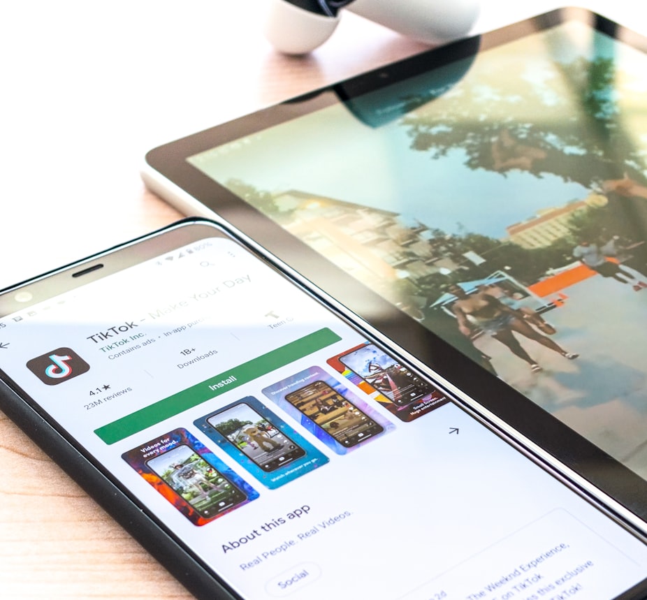 10 Langkah Melihat dan Mengunduh Ulang Aplikasi yang Dihapus dari Smartphone Android Kamu 10 Langkah Melihat dan Mengunduh Ulang Aplikasi yang Dihapus dari Smartphone Android Kamu