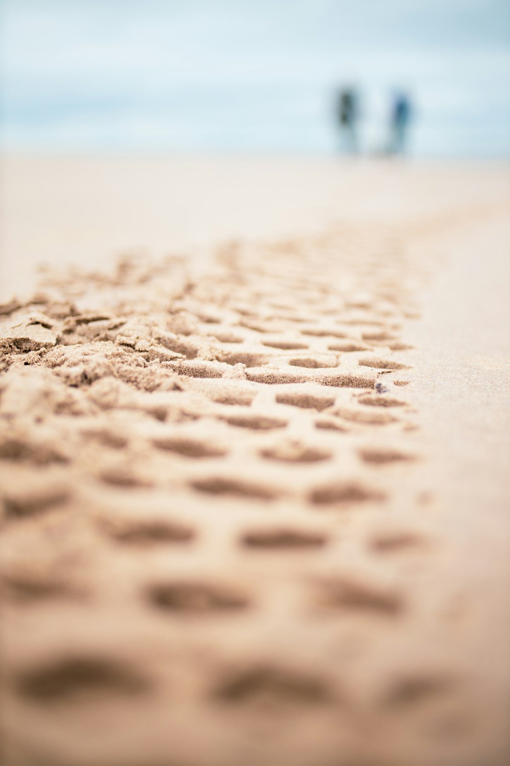 Sand mit Wassertropfen tagsüber