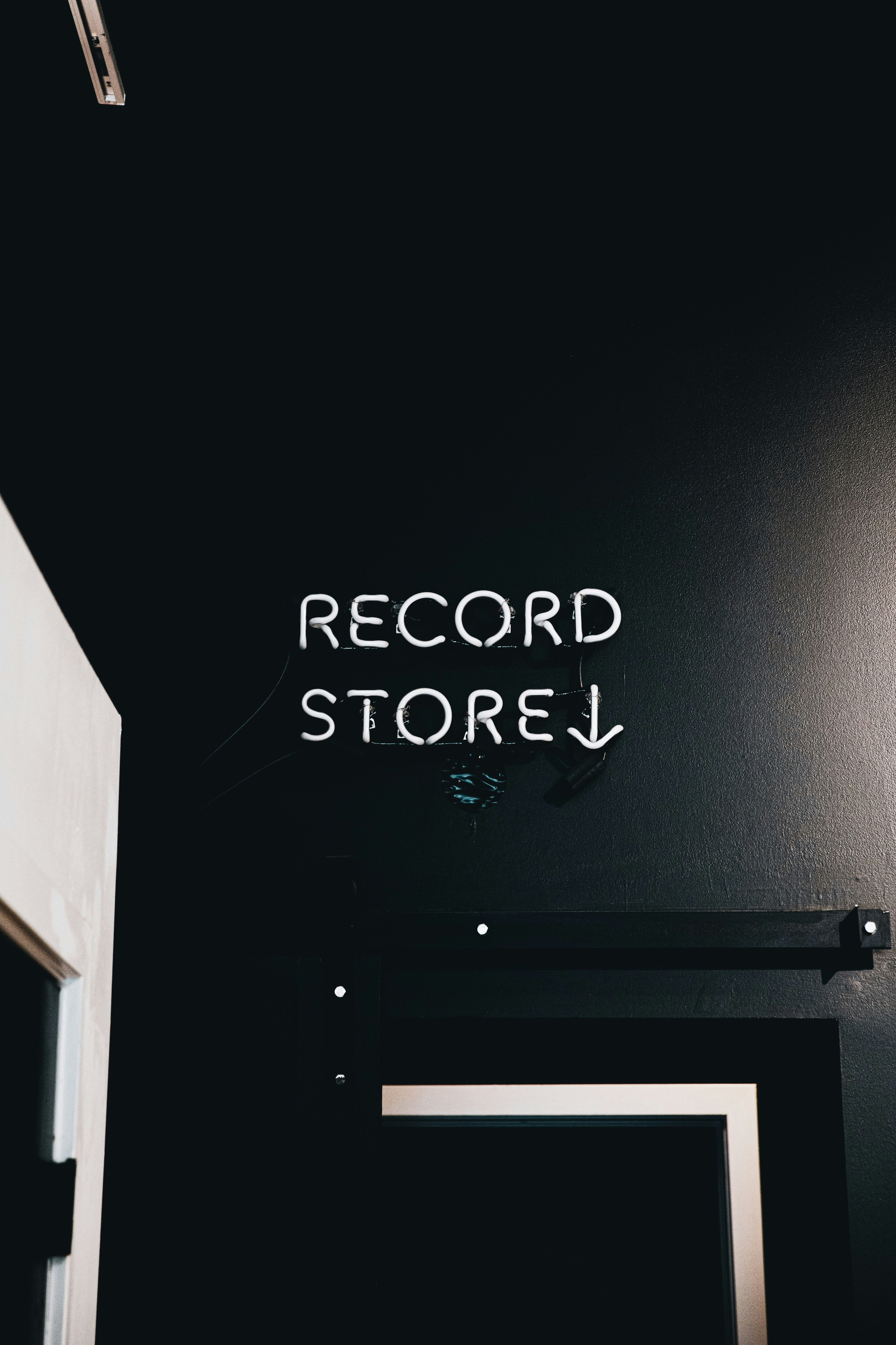 PORTRAITS INSTAGRAM - @LGNWVRPRTRTS </p><p dir=