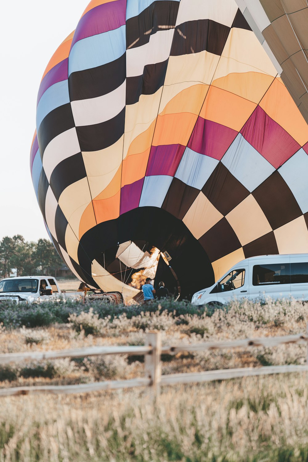 red blue and yellow hot air balloon