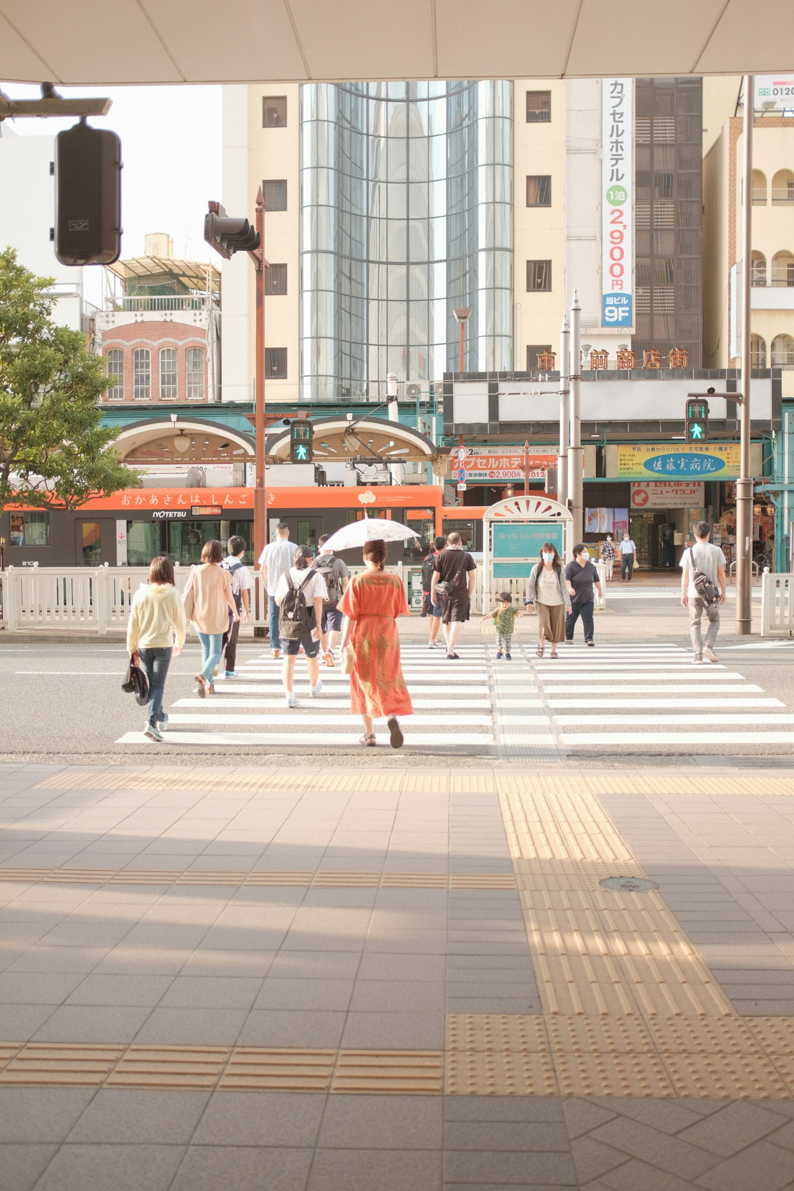 Fujifilm X100F sample photo. People walking on pedestrian photography