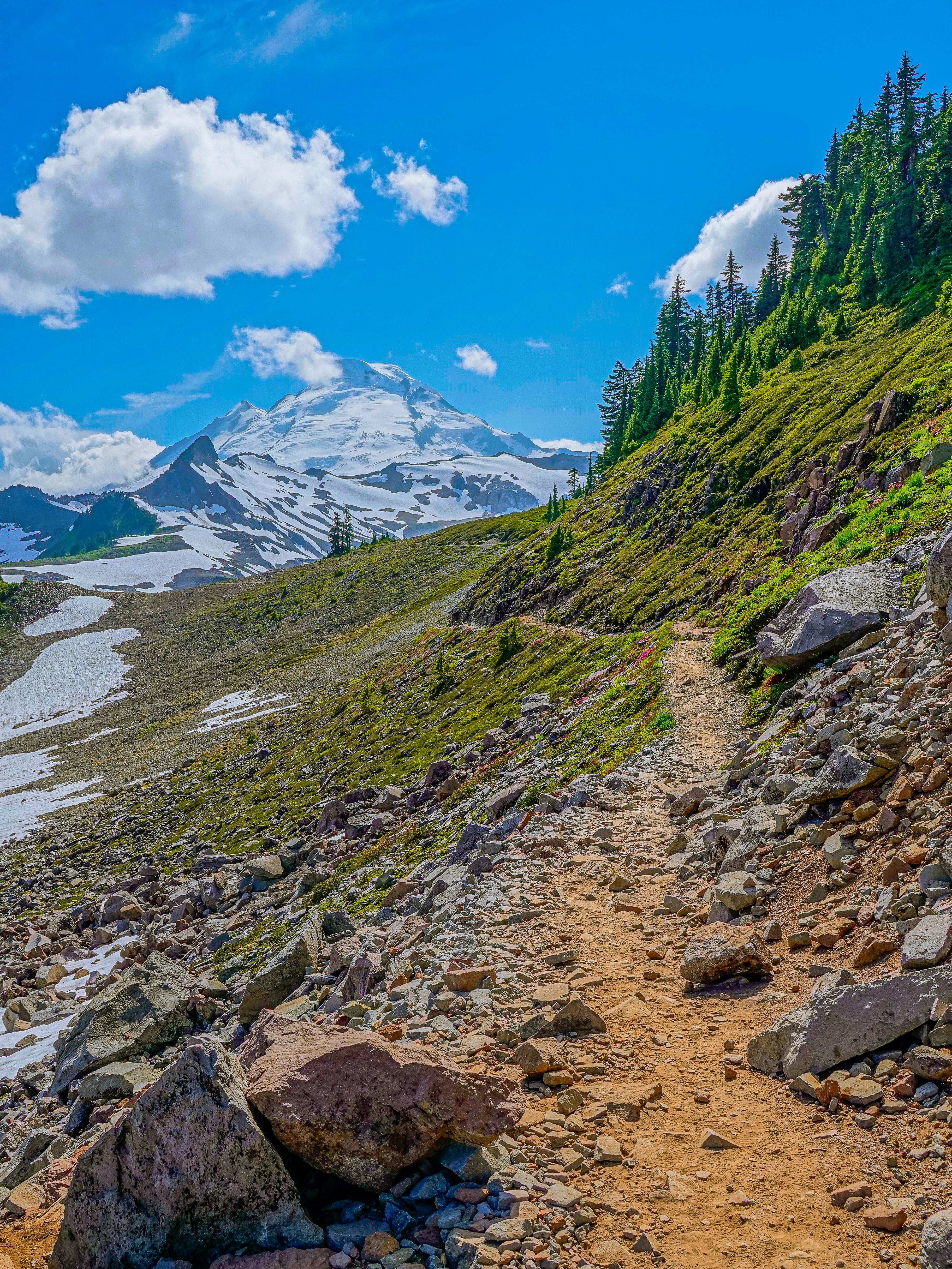 Photo by pavlpolo_official