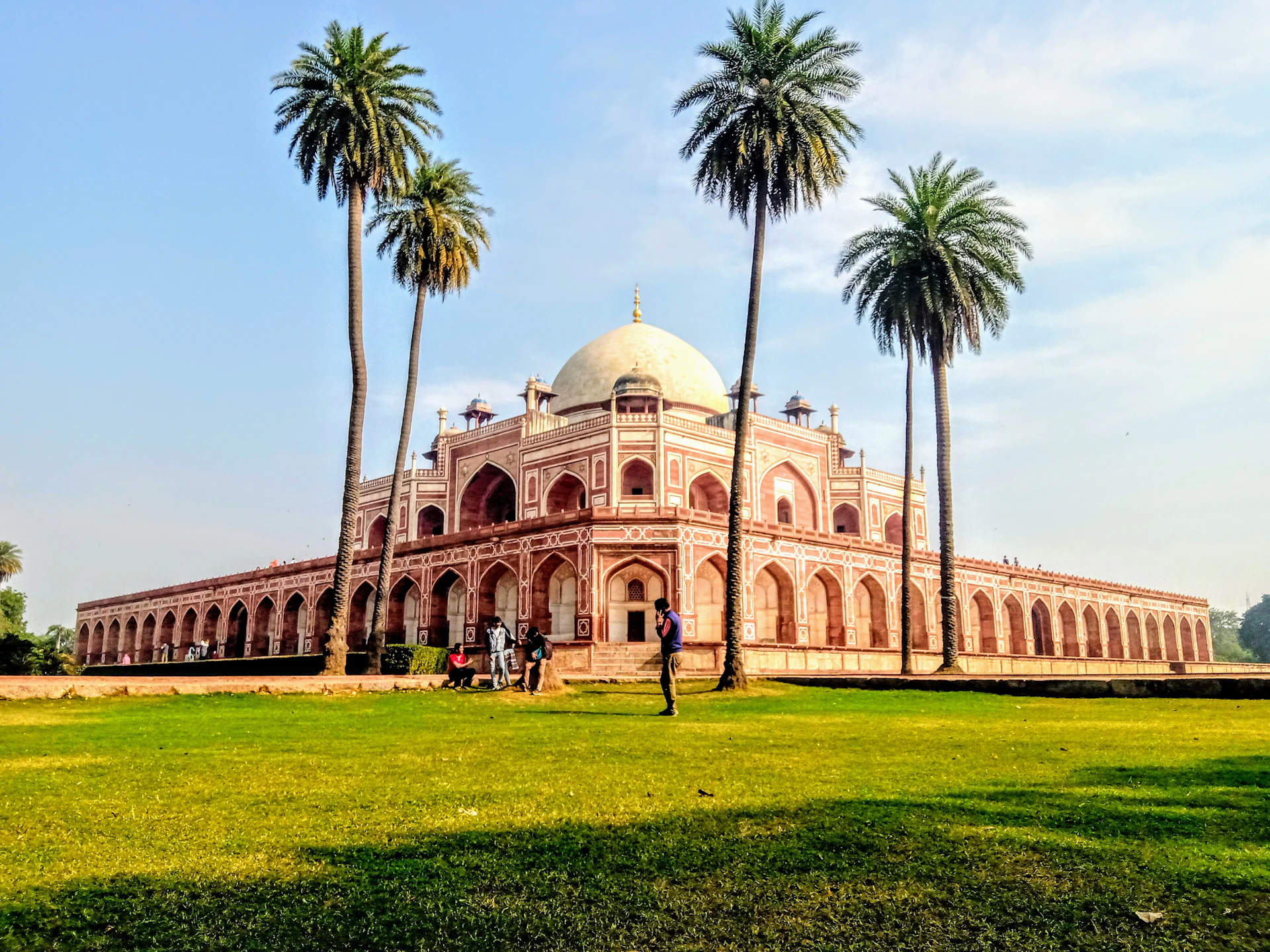 Delhi points travel guide