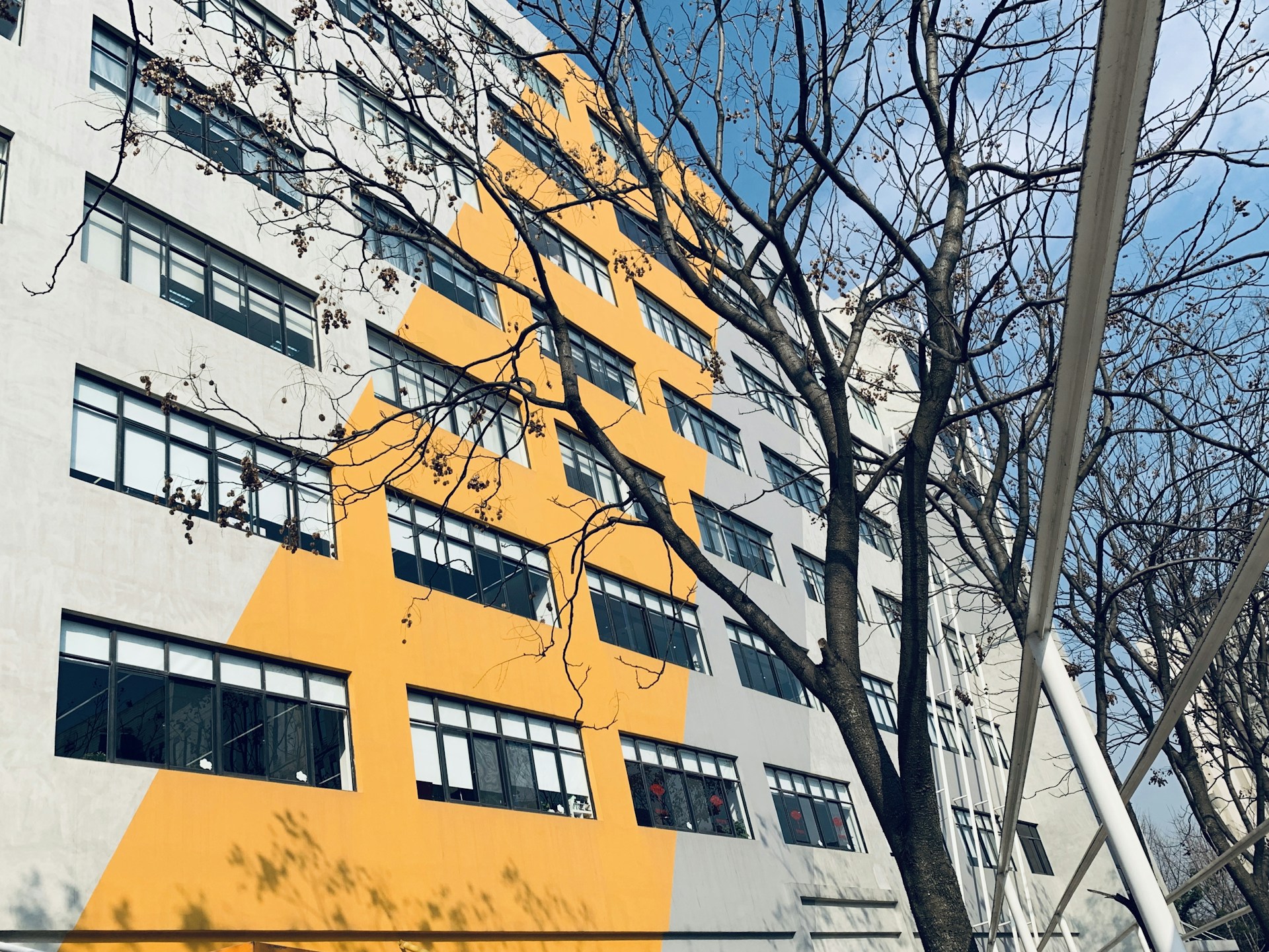 yellow and white concrete building