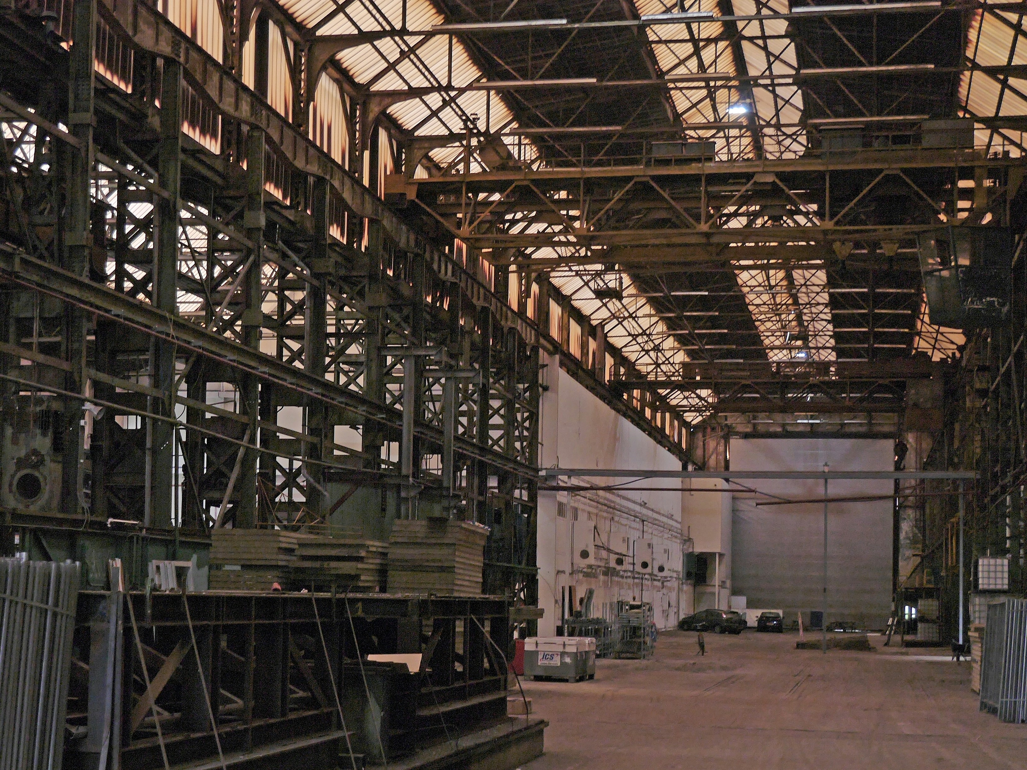 When Cheap Materials Become Expensive Mistakes: The True Cost of Substandard Foam Board in Industrial Operations