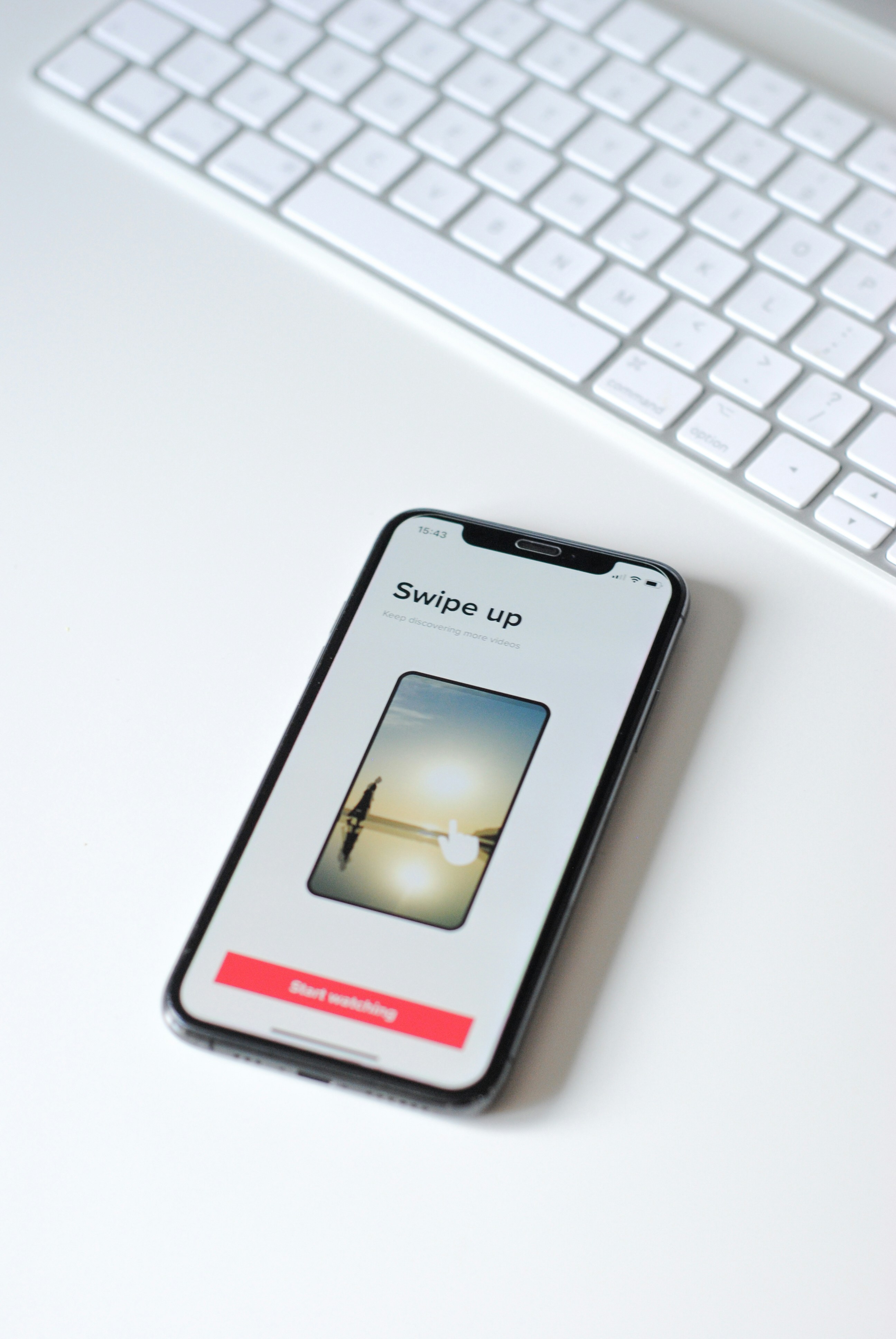 photo-1597075095391-f15c2f9f359a?ixid=M3wxMjA3fDB8MXxzZWFyY2h8MjB8fHRpa3Rva3xlbnwwfHx8fDE3MzcxNjU4NzZ8MA%5Cu0026ixlib=rb-4.0.3